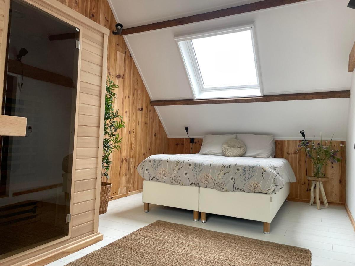 B & B 'Droom In De Polder De Suite Met Prive Sauna Арнемайден Екстериор снимка